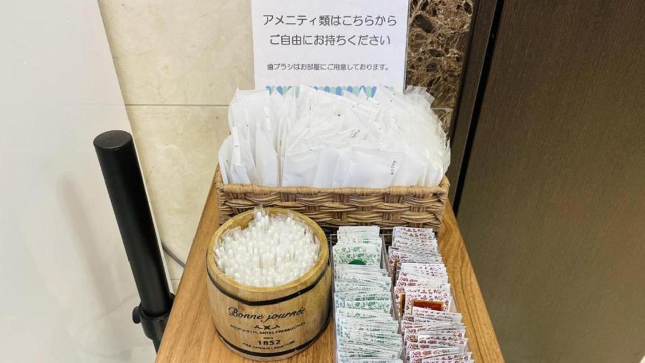 Toyoko Inn Osaka Itami Airport Toyonaka Extérieur photo
