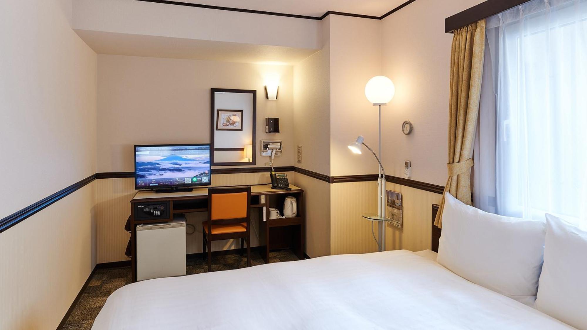 Toyoko Inn Osaka Itami Airport Toyonaka Chambre photo