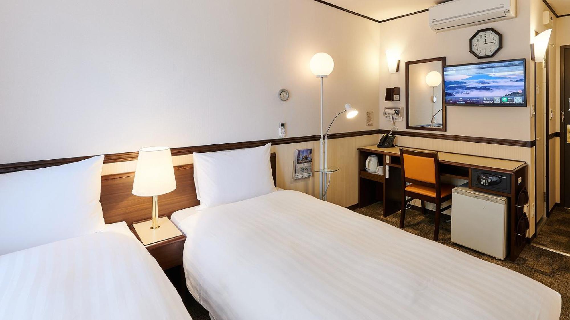 Toyoko Inn Osaka Itami Airport Toyonaka Chambre photo
