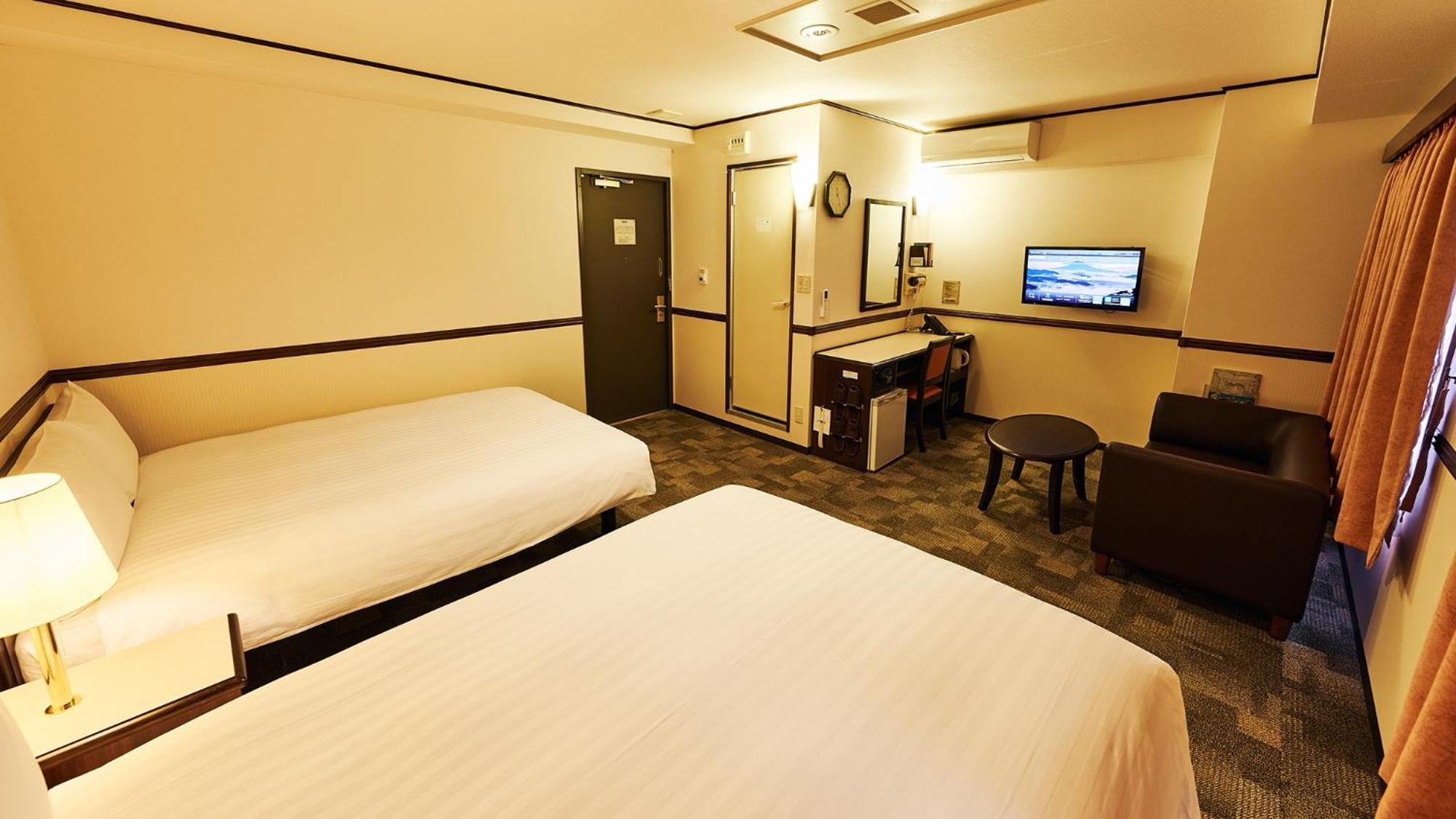 Toyoko Inn Osaka Itami Airport Toyonaka Chambre photo