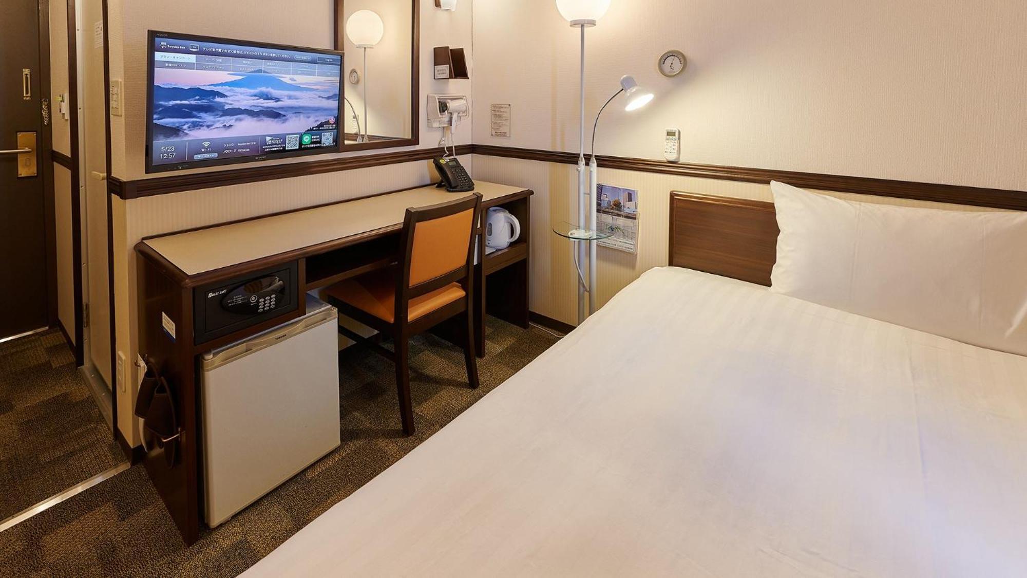 Toyoko Inn Osaka Itami Airport Toyonaka Chambre photo