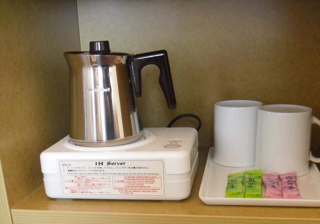 Toyoko Inn Osaka Itami Airport Toyonaka Extérieur photo